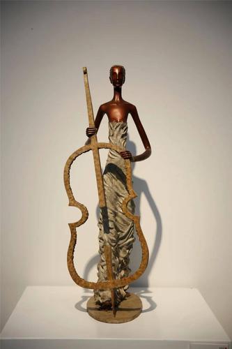 舞动的旋律章华雕塑展在厦门时代美学馆温情启幕